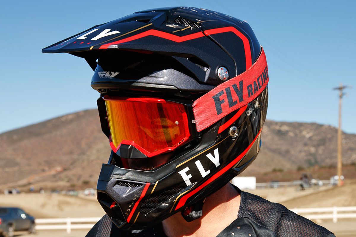 Tested: 2021 Fly Racing Formula Carbon helmet | MotoOnline.com