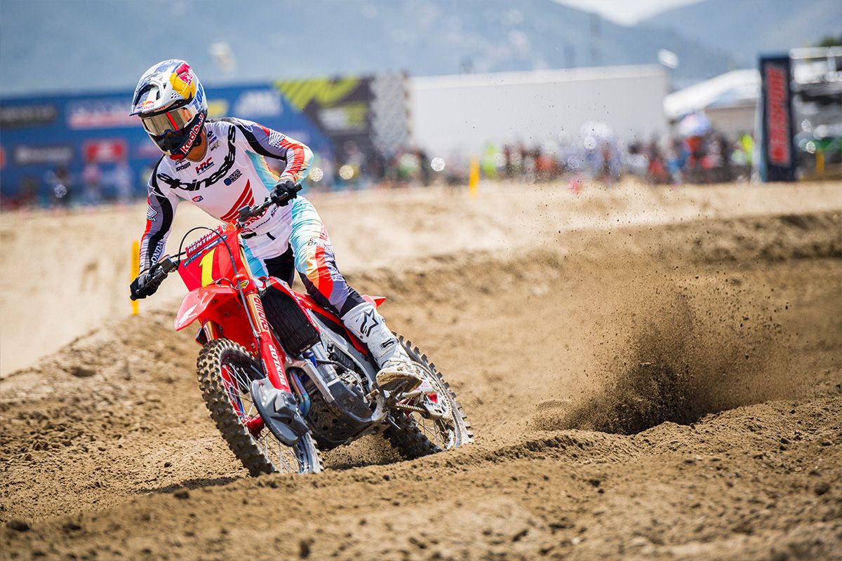 Trackside: 2024 Pro Motocross Rd1 Fox Raceway | MotoOnline.com