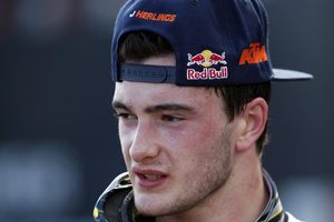 KTM confirms broken femur for Herlings
