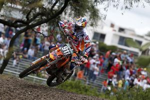 Tixier claws his way to MX2 World Championship