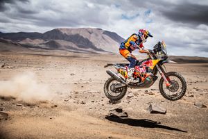 Brabec still leads Dakar as Sunderland tops stage five