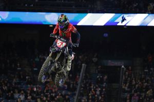 Barcia scores top 10 finish to salvage points at tough Anaheim 2