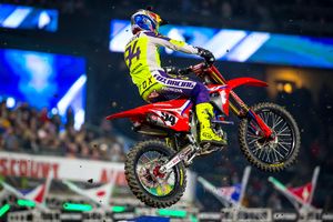 Roczen sixth at AMA Supercross season opener in Anaheim