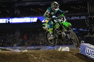 Tomac and Roczen split Anaheim 2 heat race wins
