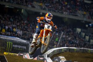 Webb claims runner-up finish at Oakland SX