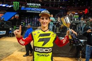 Sexton nets back-to-back wins to grab sole possession of series’ lead