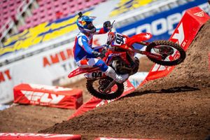 Fourth and sixth for Roczen, Brayton at AMA Supercross round 16