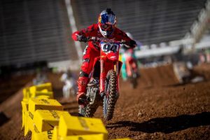 Top-five finish for Roczen at SLC 4 Supercross