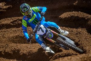 Plessinger suffers dislocated wrist in training incident