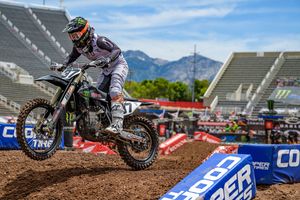 Team Tedder re-signs Davalos for 2021 450SX season