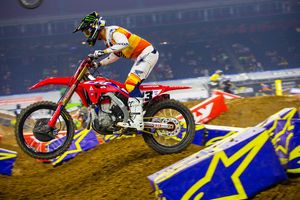 Shoulder injury puts Sexton on the sidelines for Saturday