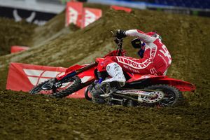 Points-leaders Roczen and Nichols top Indy 2 qualifying