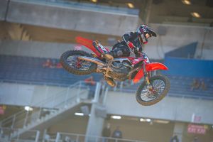 Oldenburg tests the waters in the 450 class and Harrison has a rough 250 debut