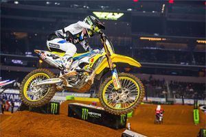 Suzuki's Anstie in the points at Arlington SX