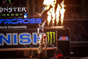 Webb extends his championship lead with another wire-to-wire victory in Arlington