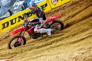Close Second-Place Finish for Roczen at Arlington 3 Supercross