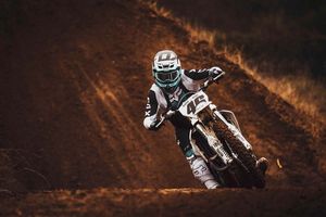 Motorcycle industry icon Carey Hart becomes Mips ambassador