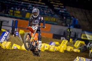 Savatgy races on in Oakland despite recently-torn ACL