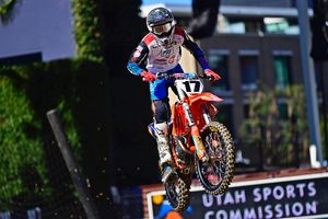 Knee injury forces Savatgy out altogether three rounds in