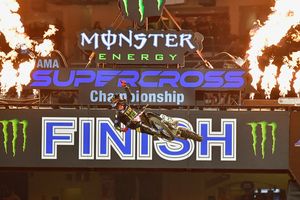 Points-leader Craig extends in Anaheim 3 race of attrition