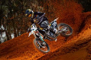 Late progress with new Husqvarna boosts Hampshire