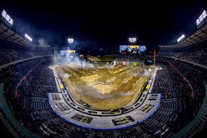 Matthes Answers: Supercross tones