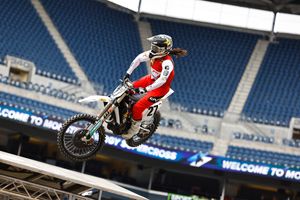 Seattle qualifying led by Stewart and Mosiman