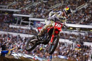 Lawrence takes commanding 250SX win at Daytona