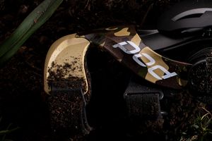 Detailed: 2022 Pod K4 2.0 LE Camo knee brace