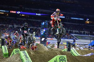 Highlights: 2022 Supercross Rd11 Indianapolis