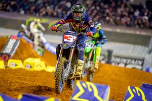 Debrief: 2022 Supercross Rd8 Arlington