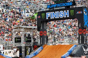 Atlanta sees Anderson back on top in 450SX main event