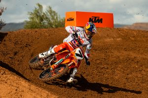 Trackside: Red Bull KTM team rides RD Field