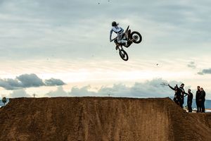 Trackside: Rockstar Energy Husqvarna team rides RD Field