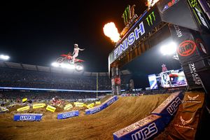 Lawrence untouched to clinch Anaheim 250SX victory