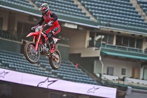 Sexton, Forkner fastest as Anaheim 1 qualifying concludes