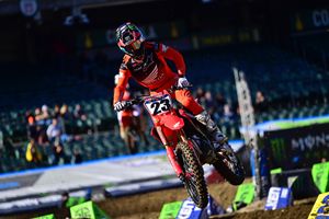 Honda's Sexton and Lawrence top Oakland qualifying
