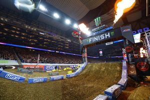 Late Plessinger crash gifts Sexton Detroit win