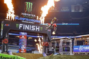 Wire-to-wire Indianapolis victory extends Lawrence points lead