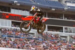 Lawrence captures 250SX East title with Nashville win