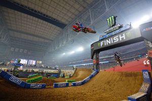 Lawrence collects first Triple Crown win in Arizona