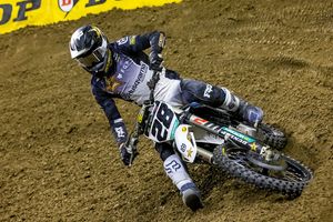 Craig details injuries sustained in Glendale Supercross practice