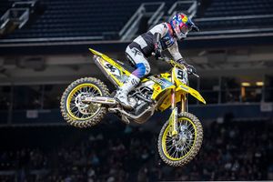 Roczen commits to WSX championship through 2025