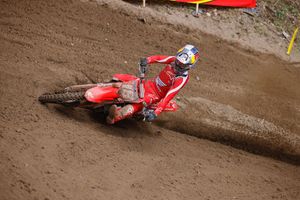 Lawrence gaps field in Southwick qualifying