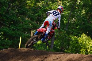 Ironman qualifying paced by Lawrence, Kitchen at season finale