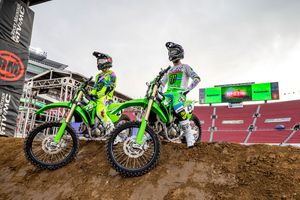 Kawasaki duo to commence 2024 KX450 testing this week