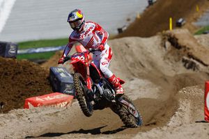 Back aggravation forces Hunter Lawrence out of SMX Finals