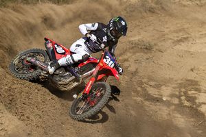 Team Honda HRC signs Shimoda through 2025 season