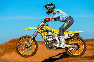 HEP Suzuki re-signs McElrath and Chisholm alongside Roczen