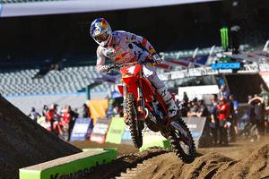 Trackside: 2024 Supercross Rd1 Anaheim